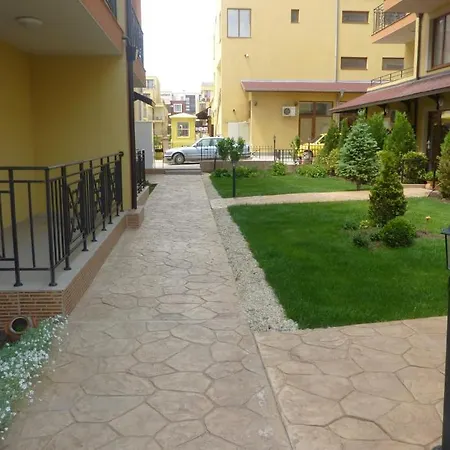 Apartment Siana 3 Suits Pomorie