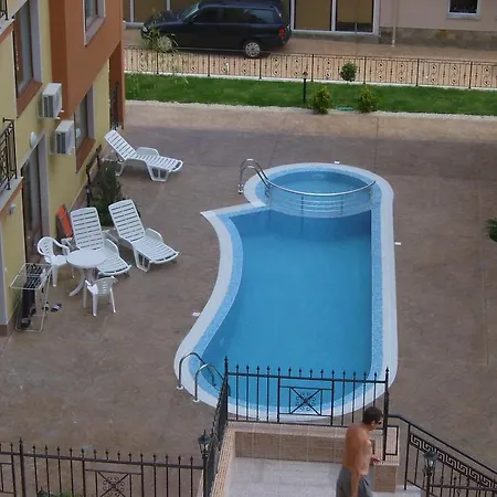 Siana 3 Suits * Pomorie